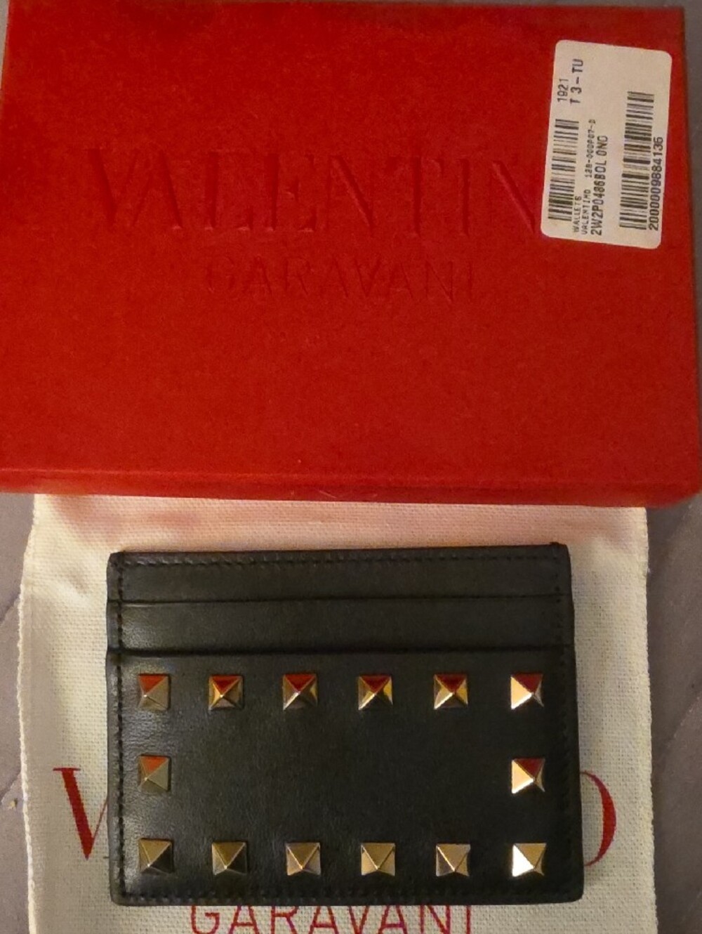 Card holder with studs - Picture 4 of 6